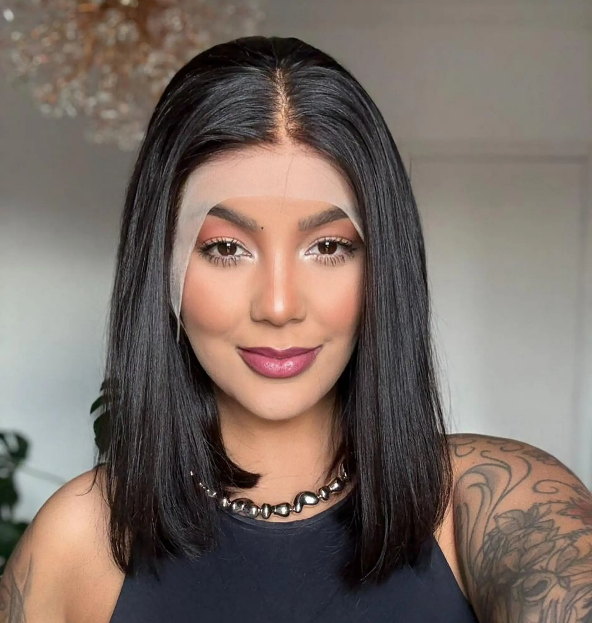 Top Sale Bob Short Natural Straight Synthetic Lace Frontal Wigs Black Middle Parting Glueless Wigs Original Factory Cheap Wigs