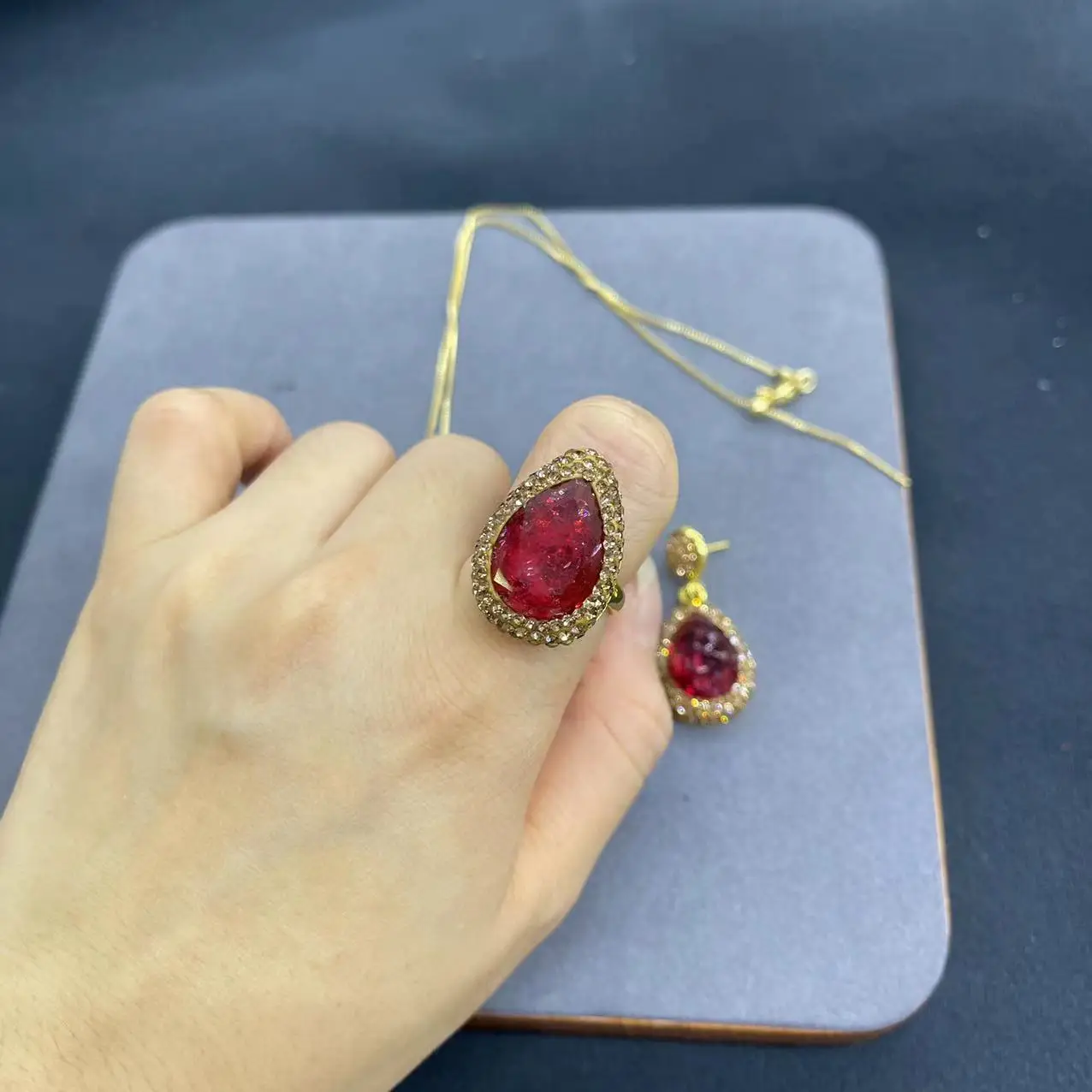 Source manufacturer new K9 crystal ice flower three-piece set European and American personalized fashion and high-end medieval