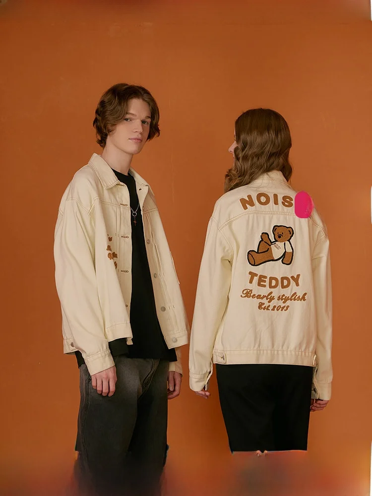 

Faionable Casual Teddy Bear Pattern Denim Jaet for Men And Women Cute Bear Design Warm Cotton 00% Loose Fit Long Sve