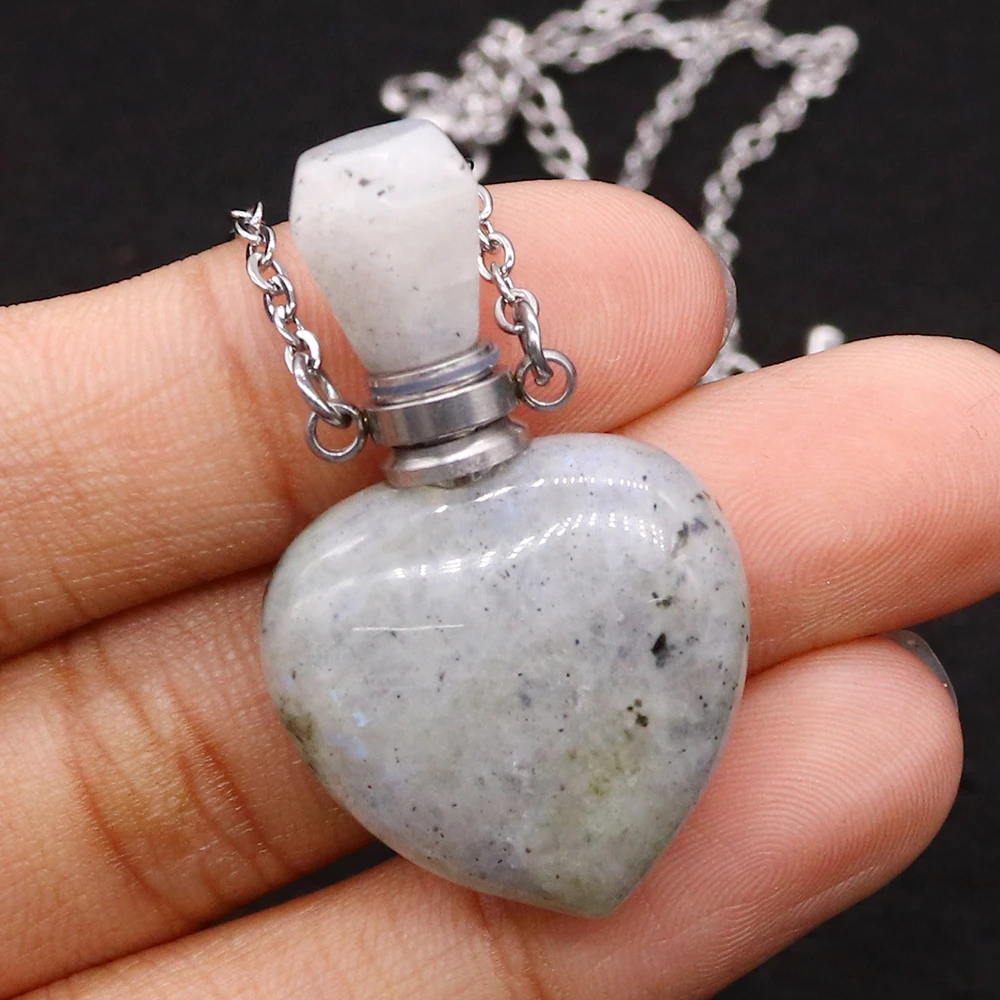 Versatile Natural Glitter Stone Essential Oil Bottle Rose Quartz Polished Aromatherapy Heart-Shaped Perfume Bottle Necklace Gift