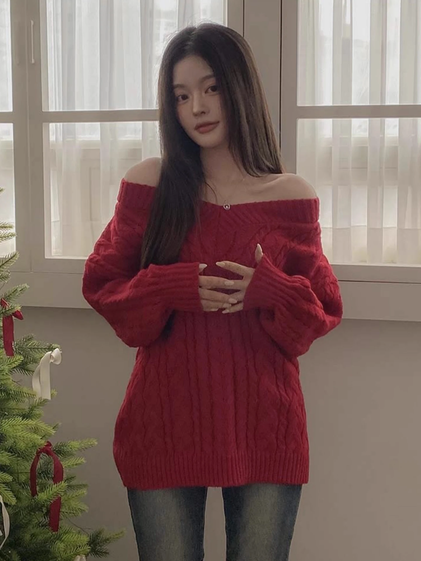 

Retro V-Ne Two-Way Wear Thiened Women's Knitwear White-Enhancing Floral Patterned Sweater for Autumn And Winter Versatile...