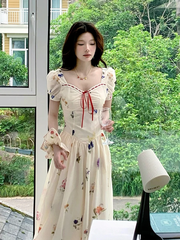 

Rosselora Alice Garden Белый цветочный доктор с узлом Bubble Sves Длинный женский воротник с квадратным воротником Весна-Лето