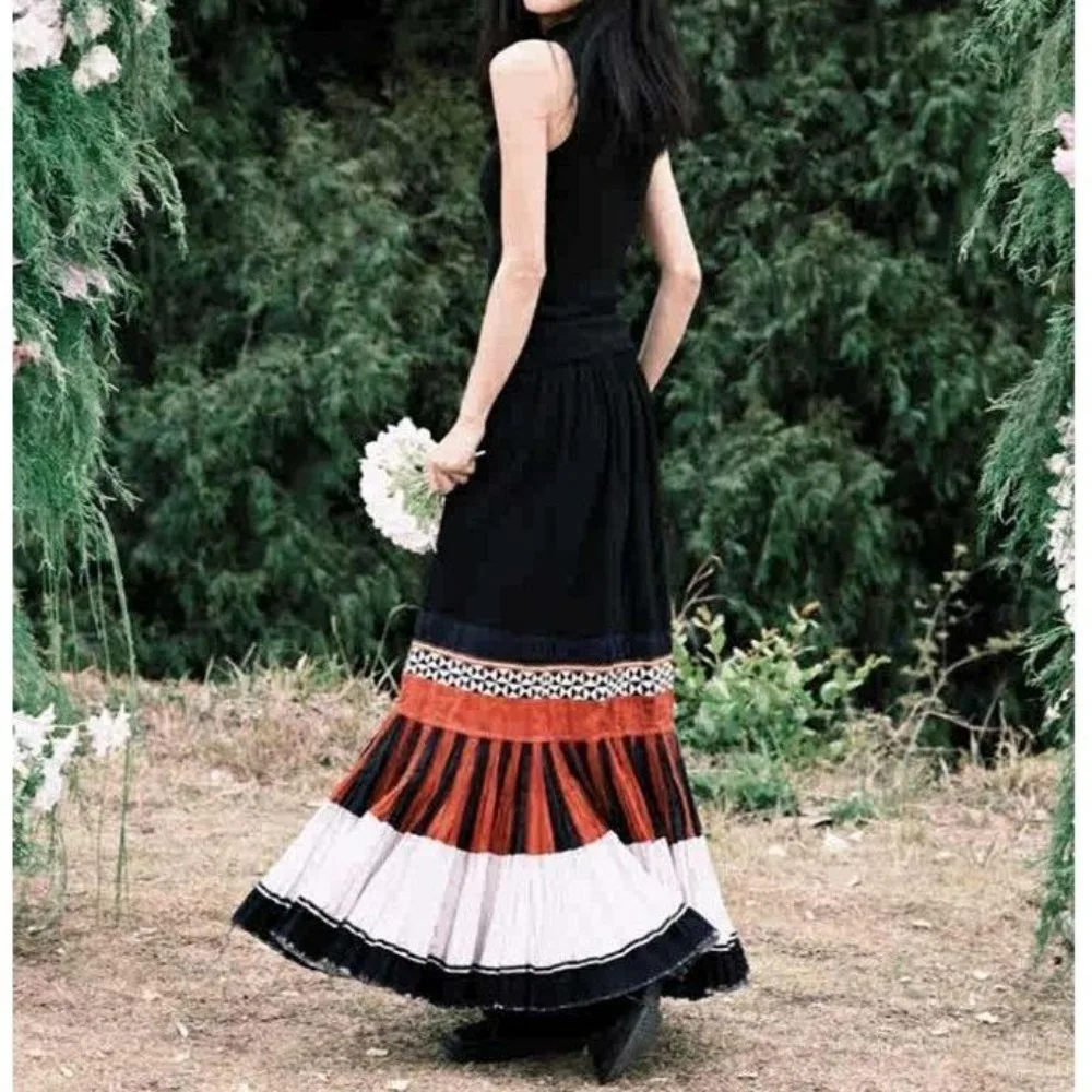 T-shirt noir imprimé ethnique, jupe Midi, ensemble deux pièces, Unique, minimaliste, Chic, tenue sophistiquée, mode Pneuma, été