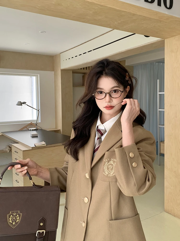 

Tokyo Conicle JK orm Повседневный коричневый костюм Jaet Женский комплект College Sle Autumn Faion Commute Свободный крой Long Sve