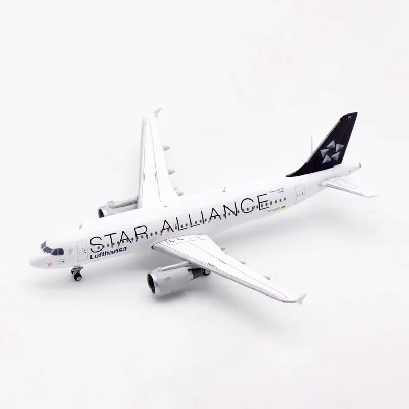 

Diecast Lufthansa A320 Civil Aviation Passenger Plane Model Alloy & Plastic Material 1:400 Diecast Toy Gift Collection