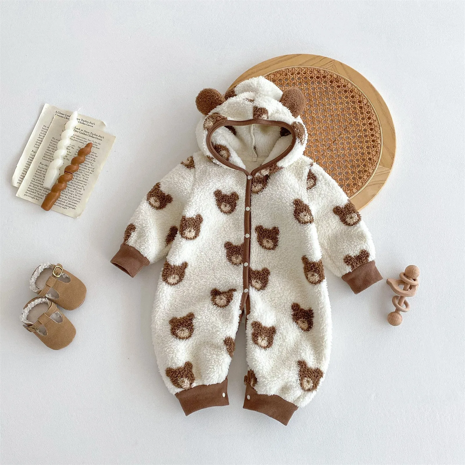 

Baby Clothes 2024 Winter Newborn Baby Boys Girls Plus Velvet Hooded Romper Cute Cartoon Bear Infant Warm One Piece Jumpsuit