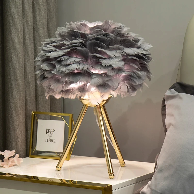 Modern Feather Bedside Lamp Bedroom Lamp Living Room Decoration Romantic Goose Feather Lamp Feather Table Lamp