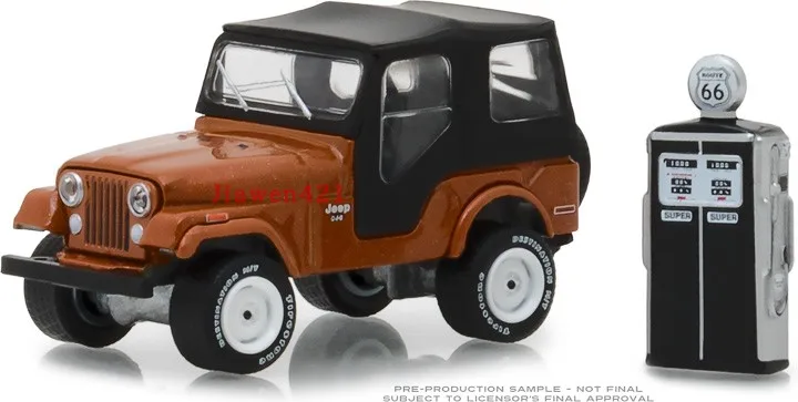 1: 64 1974 جيب CJ-5 النحاس معدن مع الطراز القديم مضخة الهواء ديكاست سبيكة معدنية نموذج سيارة اللعب لجمع الهدايا