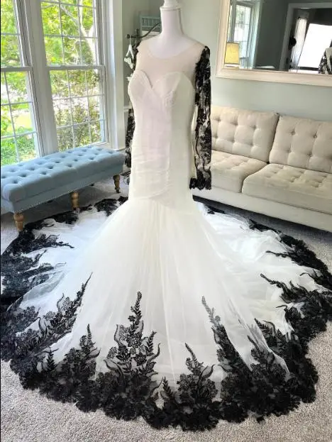 Vestidos De Novia góticos De manga larga, vestidos De Novia De sirena, Apliques De encaje, cuello transparente, tul, blanco y negro