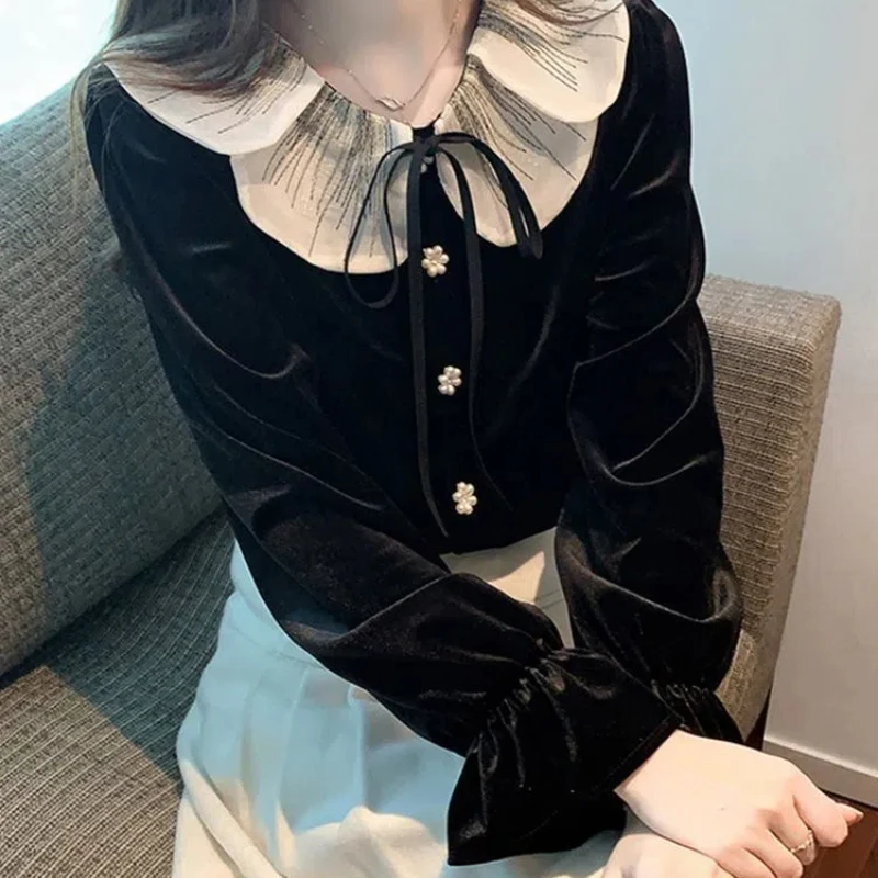 Flower Bud Doll Collar Long Sleeved Shirt for Women with a Niche High-end Western-style and Chic Design Small Shirt with Gold