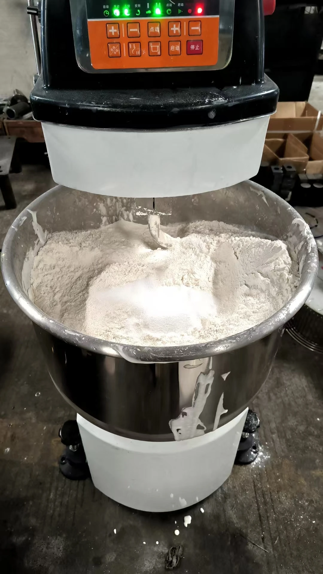 Küchenmaschine mit Selbstheben – Kitchenaid Mixer Hand Mixer Bewertung und Preis