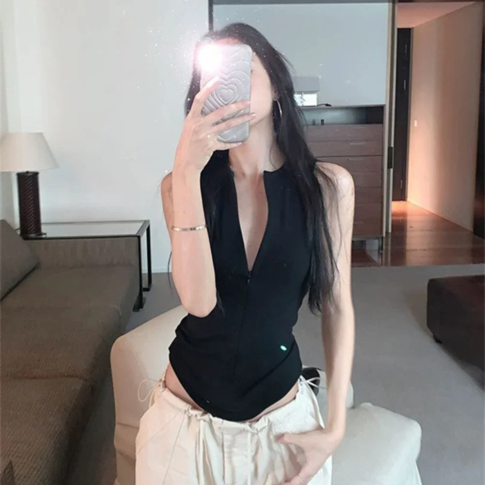 Black Zipper Vest Trendy Summer Vest Top Top Vest Women Clothing For Summer Wear Polyester Material Round Neck