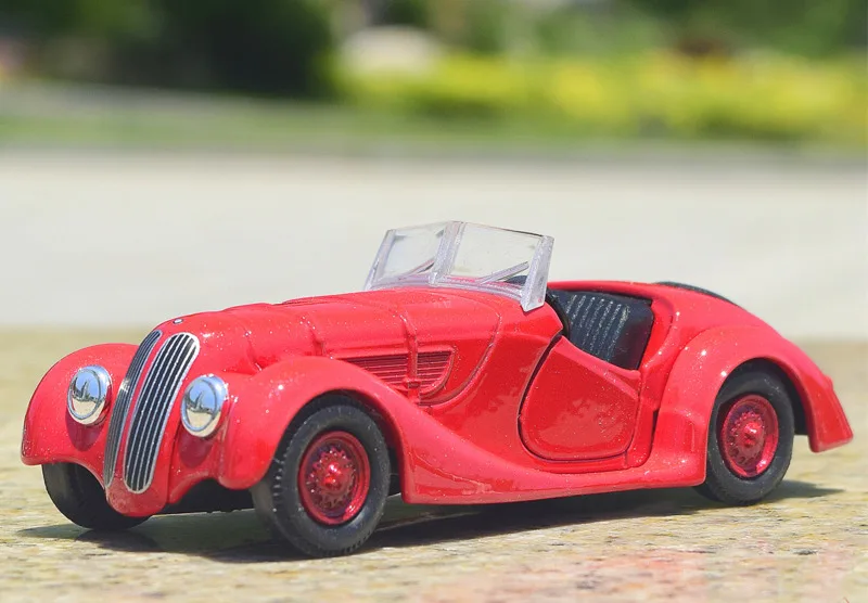 

1/36 New Arrival Special Price Diecast Metal German Convertible 328 Vintage Classic Car Model Furniture Display Collection Toys