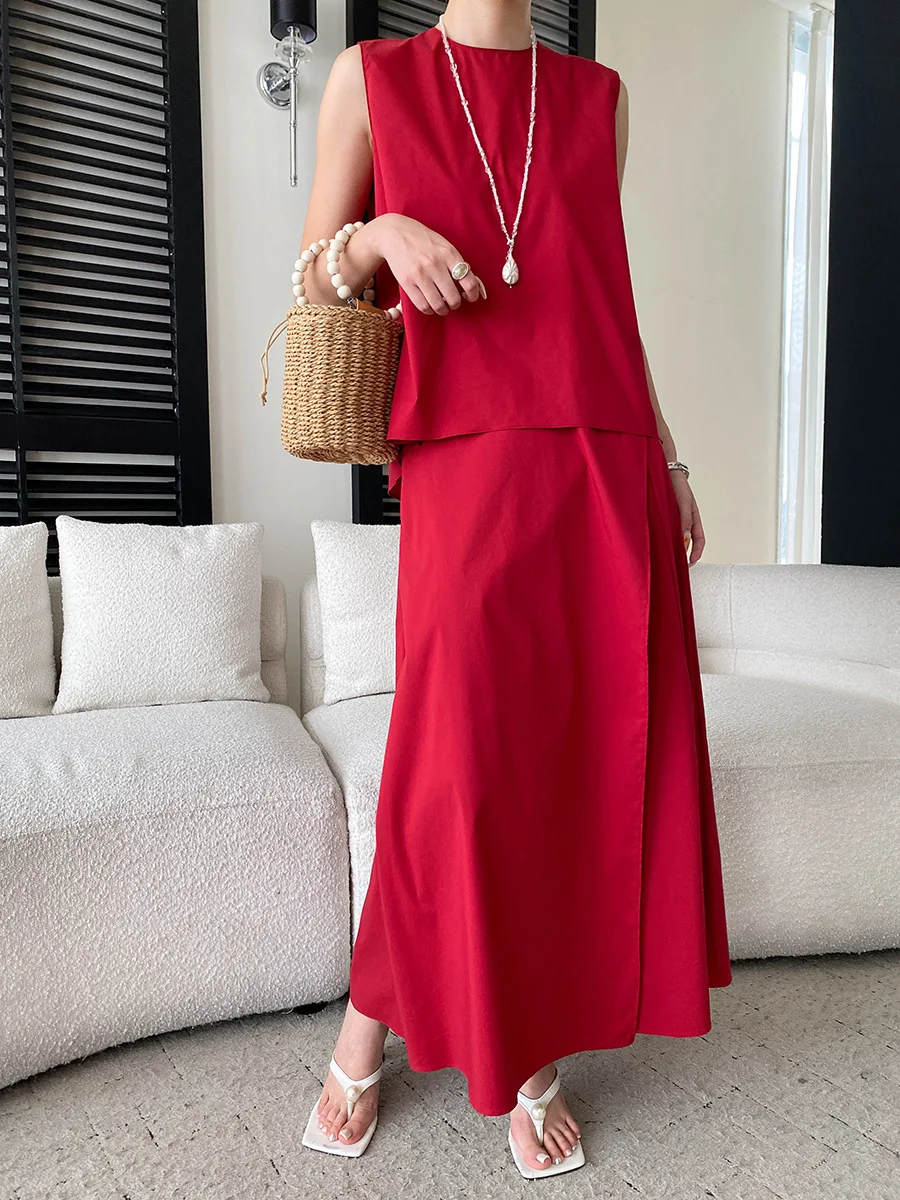 Frühlings- und Sommer-Damen-Set: Lässiges, einfarbiges, unregelmäßig designtes, ärmelloses Westen-Shirt mit Rundhalsausschnitt und Halbrock. – Detail 19