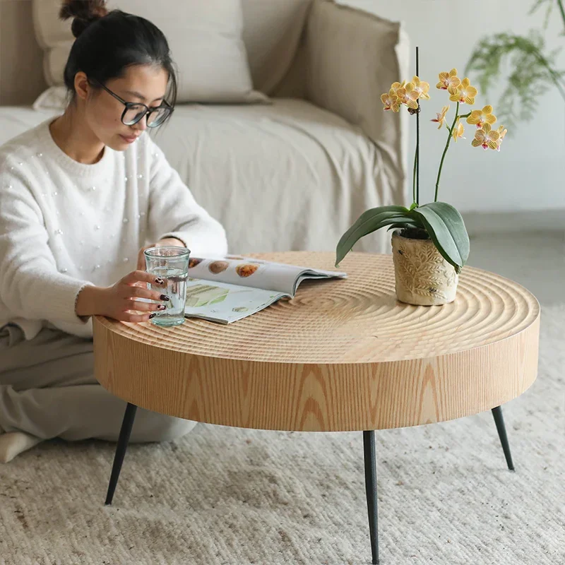 Wrought iron four-legged wooden round coffee table living room home small-sized small table creative Japanese homestay is