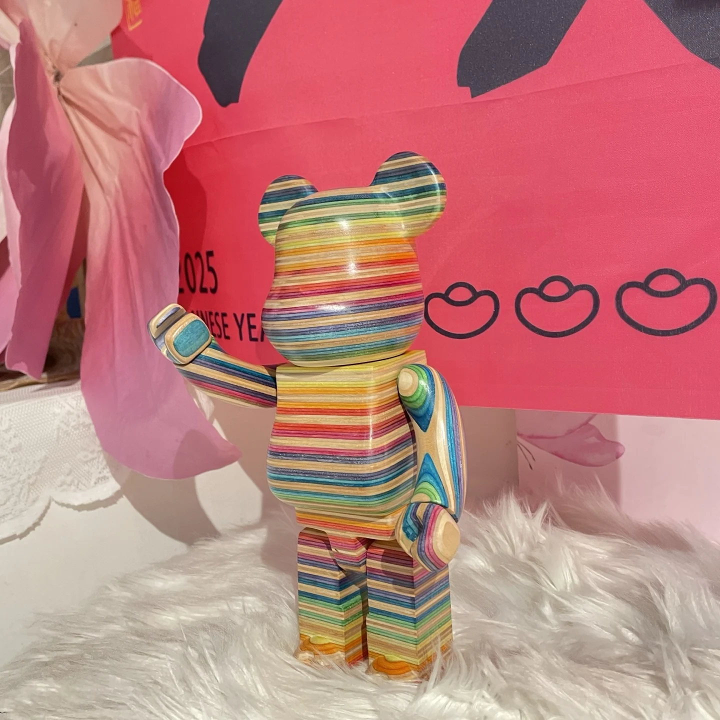 

Bearbrick HAROSHI Rainbow Brick Bear Rainbow Skateboard Solid Wood Brick Bear 400% 28cm Height 11 Inch Collectible Doll