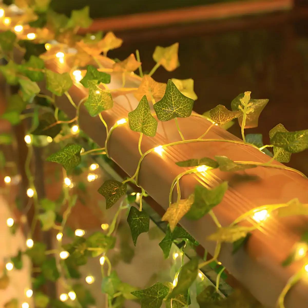 Flower and Green Leaf String Lights, Artificial Vine Fairy Lights, Battery-Powered Christmas Tree Wreath Lights for Home Decoration