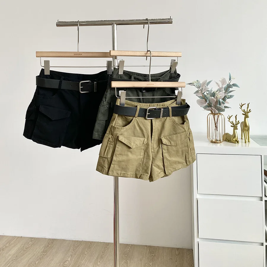 Design Sense Spice Girl Hot Pants 2026 Summer New High Waist Pockets Cargo Shorts Women