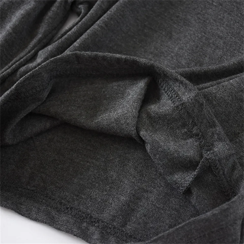 กางเกงขาสั้นลำลองผู้ชายสำหรับฤดูร้อน แฟชั่นเรียบง่าย ผ้าโมดอลผสมคอตตอน ใส่นอน ใส่เที่ยวพักผ่อน สีดำ สีเทา มีไซส์ใหญ่