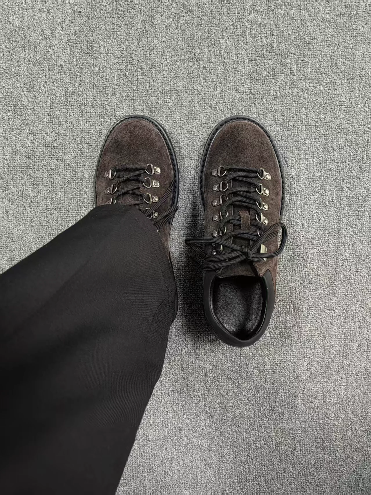 2025 New shock-absorbing sneakers men and women's models high rebound platform hiking shoes non-slip lightweight running shoes