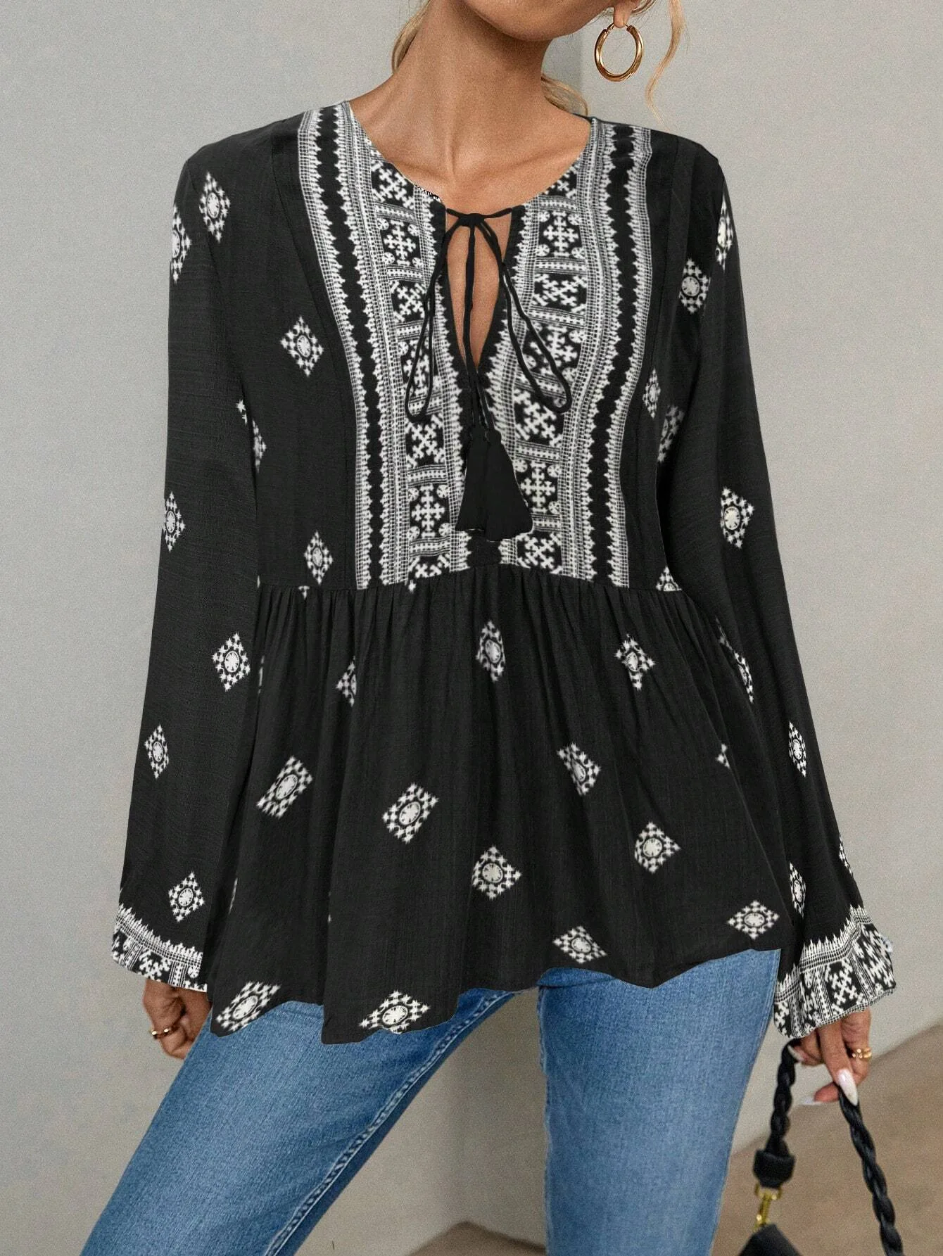 Spring Autumn New Women's Floral Print Tassel Tie V Neck Flare Long Sleeve Blouse Versatile Trendy Casual Commute Daily Wear Top