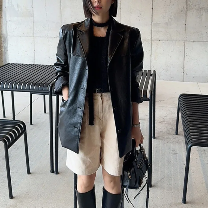 معطف نسائي أنيق فضفاض بتصميم عتيق من جلد البولي يوريثان Jaet Faionable Commute متعدد الاستخدامات طويل Sve irt النسخة الكورية من الجلد