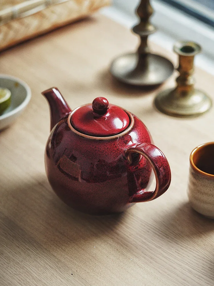 

Creative Ceramic Teapot Restaurant Afternoon Teapot Home Kung Fu teapot underglaze color resistant to high temperatures