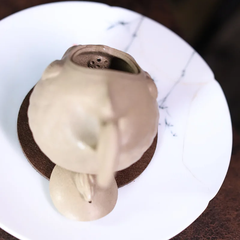 Yixing Pure Handmade Bionic Yellow Dragon Mountain Original Mine Section Purple Clay Teapot River Dolphin Brewing Pot Set Tea