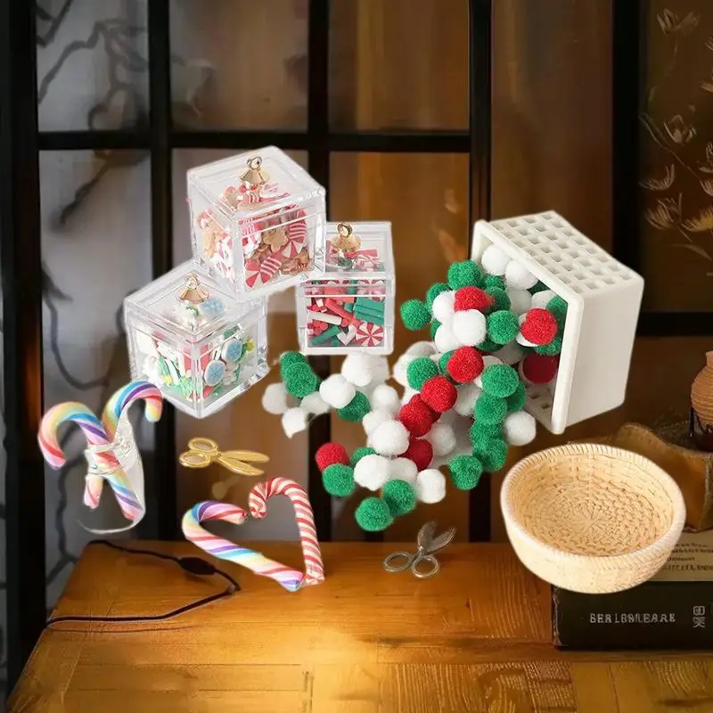 مجموعة صناديق بيت الدمى لمشهد عيد الميلاد DIY - تتضمن قصب الحلوى المحاكاة المصنوعة يدويًا ومقص وديكورات السلة. #3