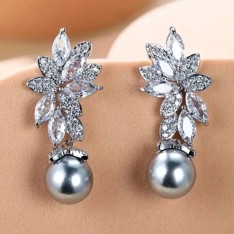 Huitan Elegante mehrfarbige Damen-Tropfenohrringe mit Kunstperlen für Hochzeiten, Modeaccessoires mit brillantem CZ-Partyschmuck