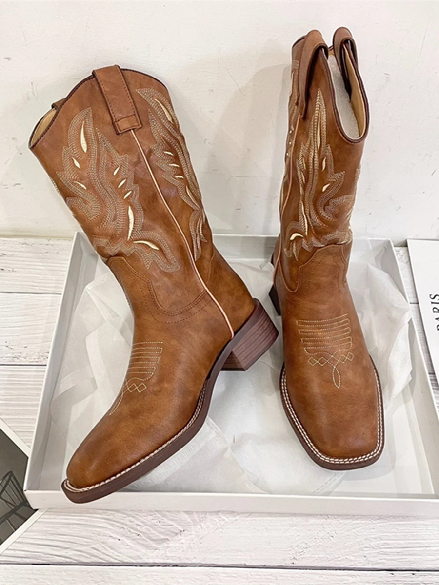 

Chunky Heel All-Match Cowboy Boots V-mouth Embroidered Slip-On Rider Boots Retro Mid-Tube Square Toe Boots