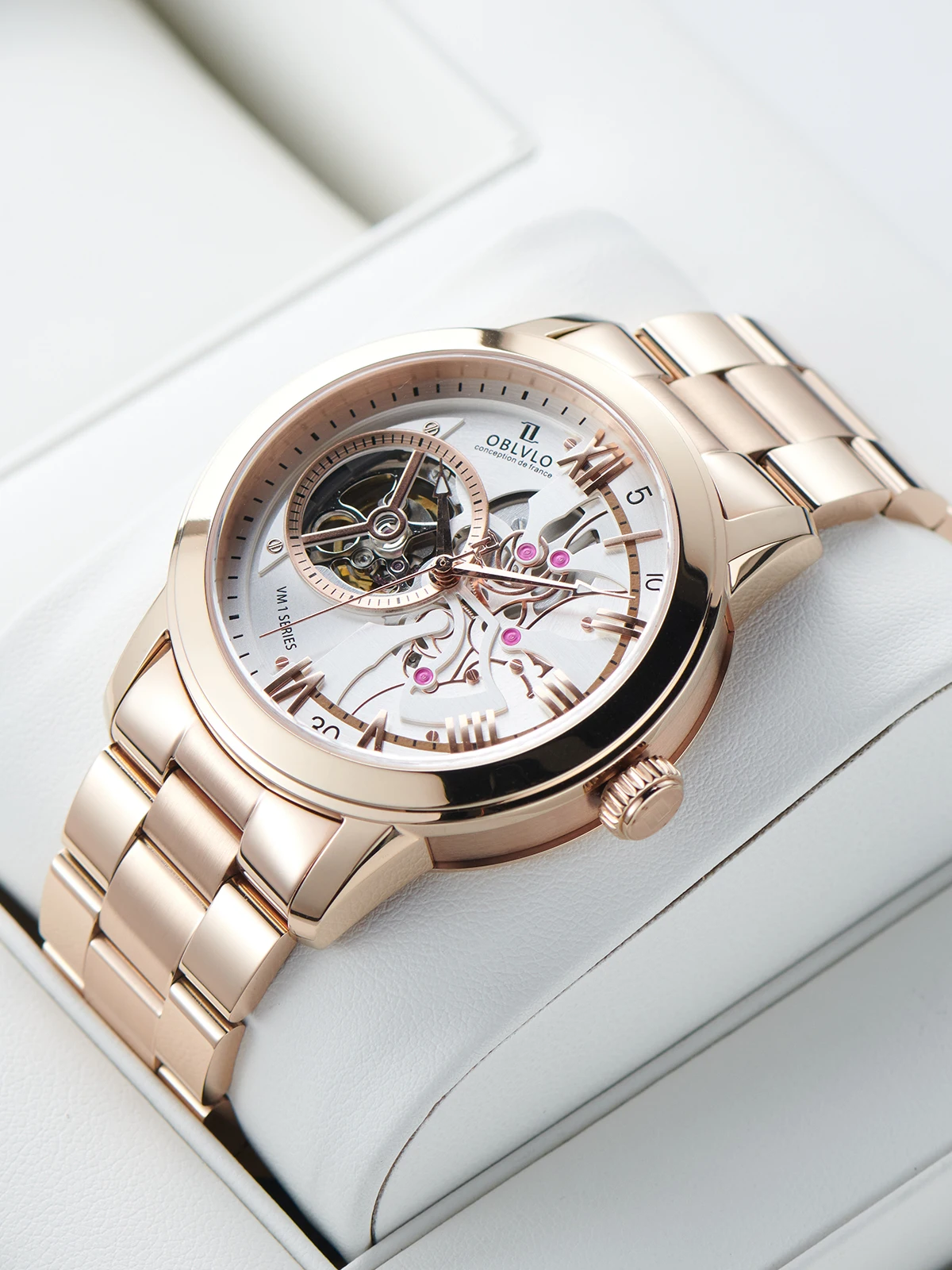 OBLVLO メンズ自動腕時計 42 ミリメートル機械式腕時計 5ATM 防水サファイア発光スケルトンダイヤル