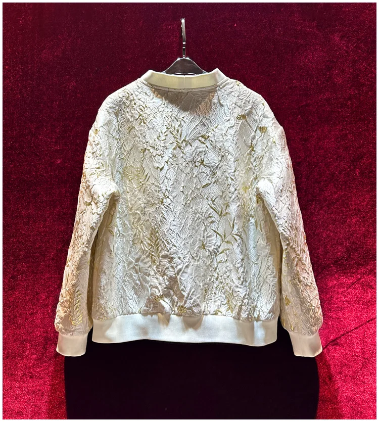 Europe and the United States women's 2024 winter new Long sleeve V-neck disc buckle bead fashion Jacquard jacket