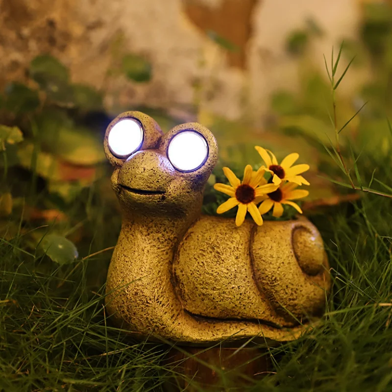 Animal resin anime handicraft succulent office plant flower pot snail frog squirrel outdoor solar energy Lighting garden decor