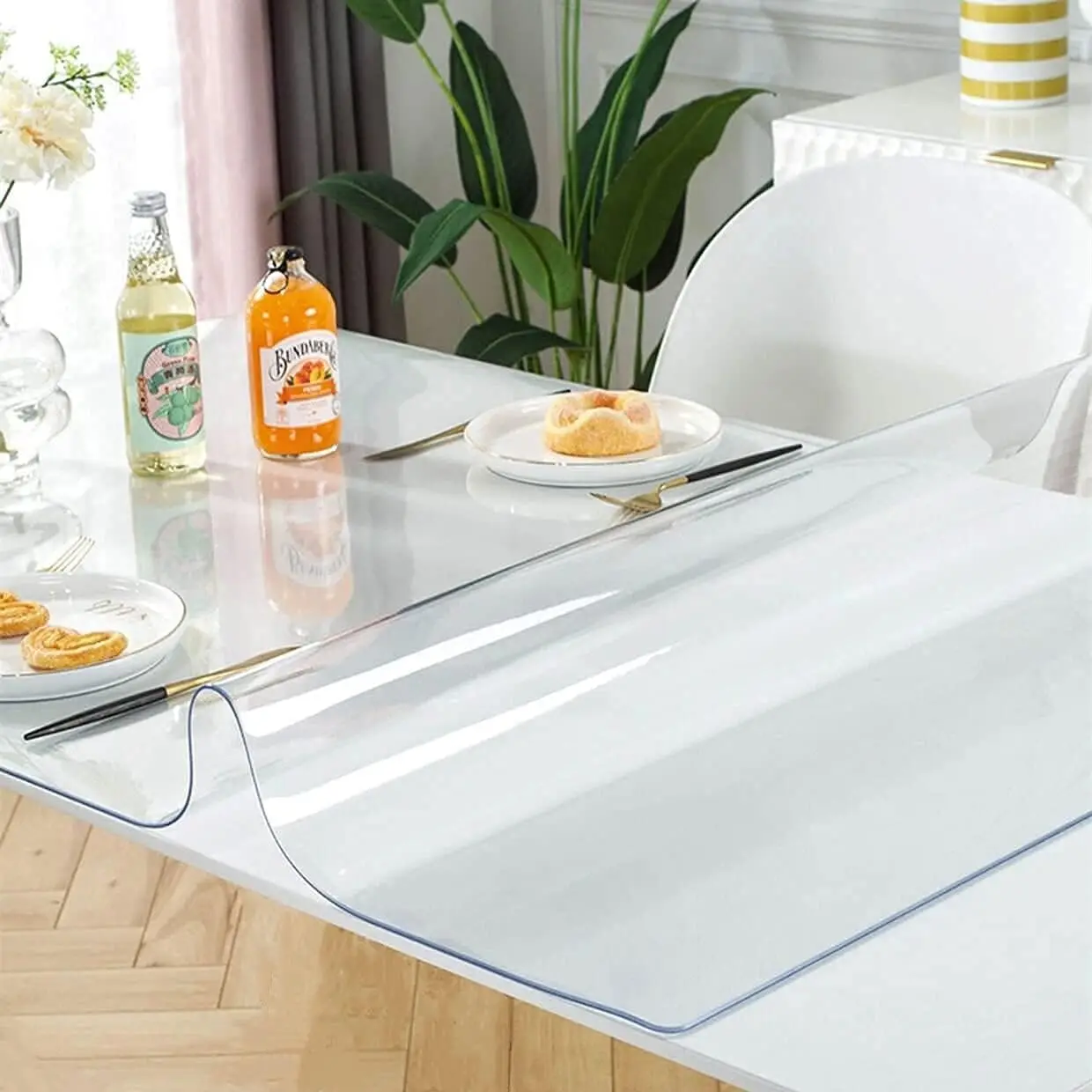 Clear Table Cover Protector Clear Table Protector pad 1.5mm Thick, Upgraded Version No Plastic Smell Transparent Table Cover