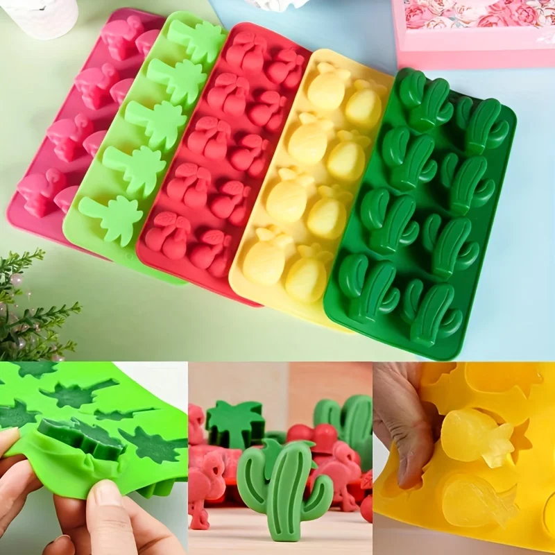 Hawaiian Cactus Pineapple Flamingo Ice Cube Tray Cartoon Flexible Food Grade Silicone Ice Mold for Soft Drinks Whisky Ice Maker