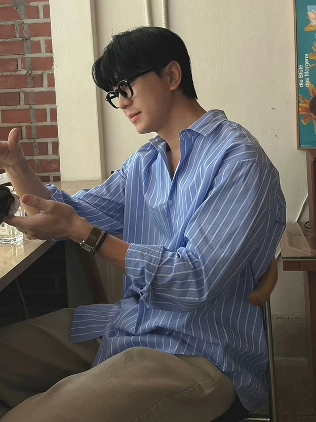 

Loose Long Sleeve Men's Shirt Korean Striped Ice Silk Four-Dimensional Elastic Lightweight Quick Dry Chiffon Workwear Shirt