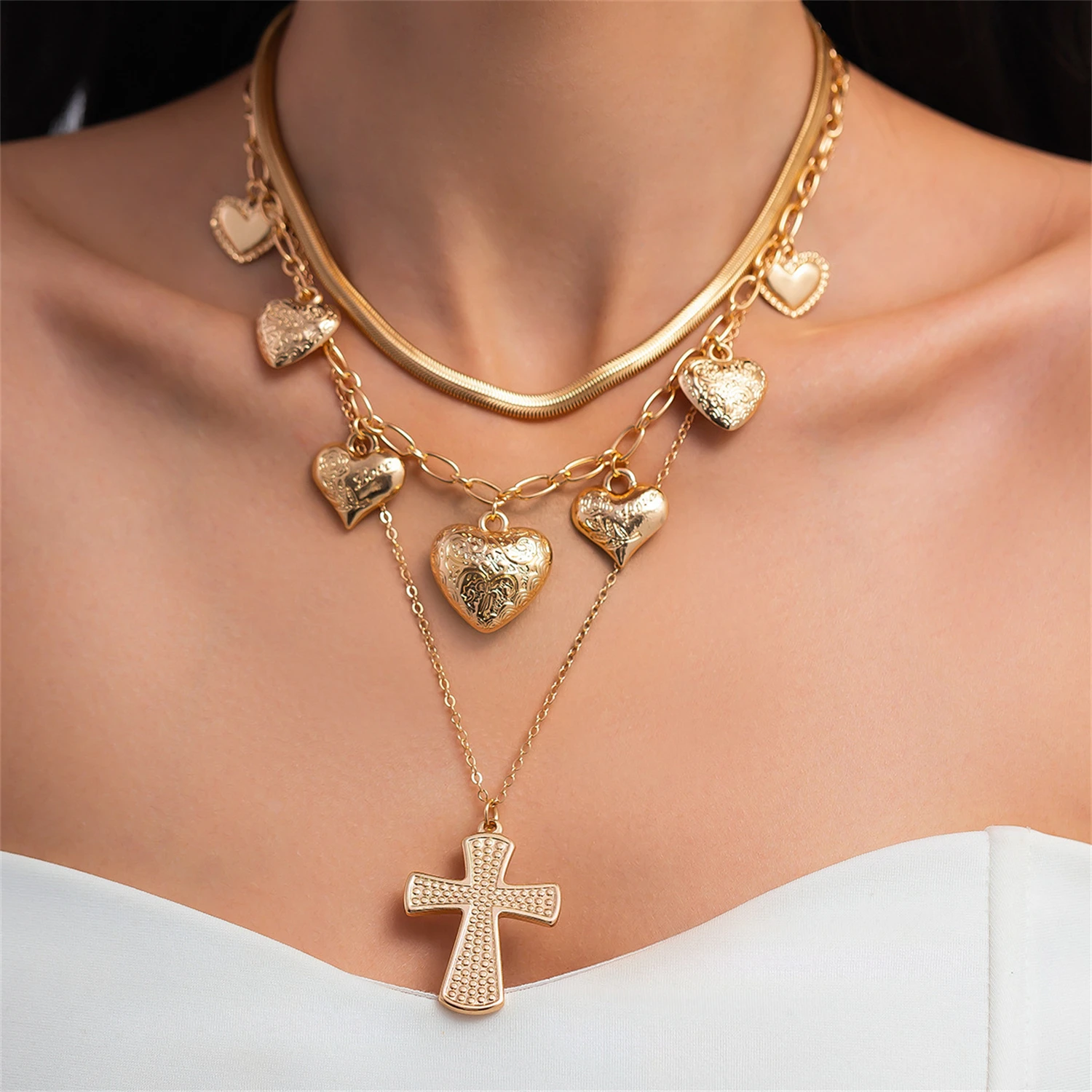 

WAKA Vintage Layered Heart Pendant Necklace for Women Retro Cross Chain Statement Jewelry Gothic Y2K Fashion Choker Gift