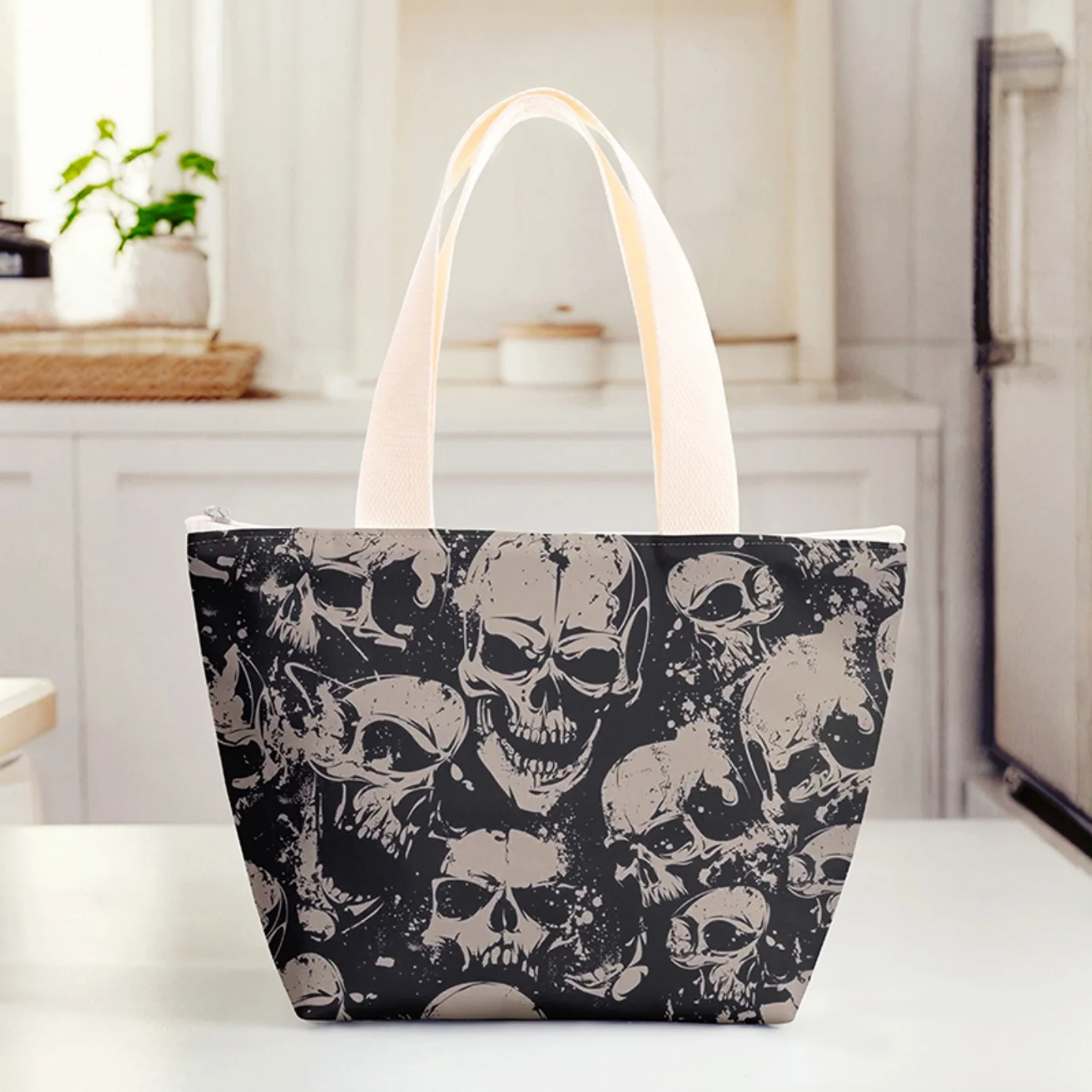 Skull Print Thermal Lunch Bag Zipper Insulated Tote Handbag, Lightweight Reusable Food Carry Bag for Daily Outdoor Use
