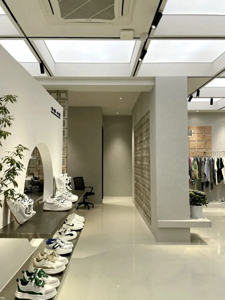 Shoe store shoe multi-layer display racks, bag racks, stainless steel partitions, storage racks, wall accessories