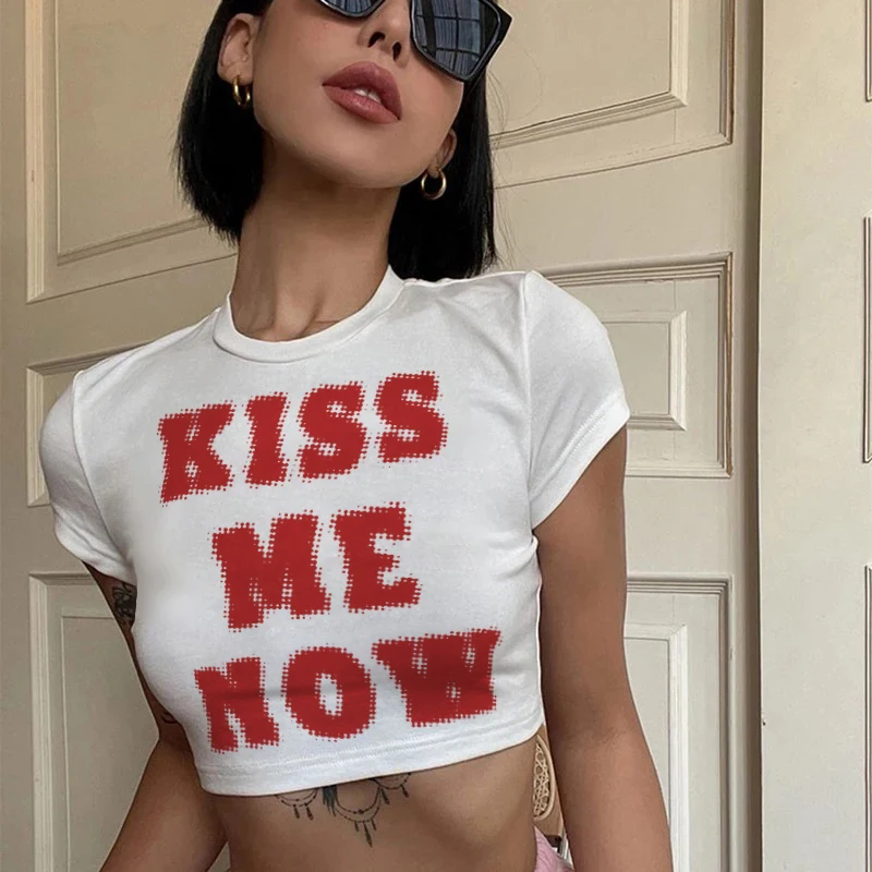 Fashion T-shirt with exposed navel top, women's kiss, letter pattern printed short sleeved T-shirt, summer girls' streetwear Emo