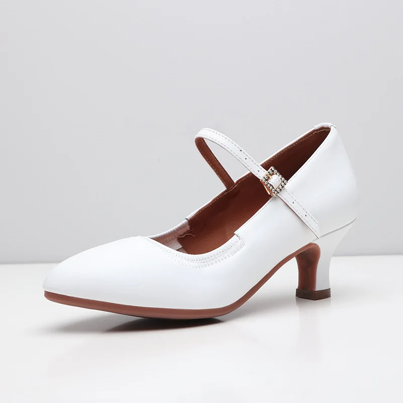 zapatos-de-baile-latino-para-mujer-de-piel-con-suela-suave-de-gamuza-en-3-colores-blanco-negro-y-dorado-para-interiores-con-tacon-bajo-de-45cm-y-55cm