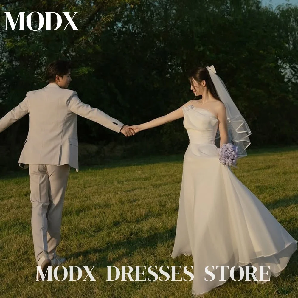 

MODX Elegant Strapless A-line Wedding Dresses Sleeveless Pleat 웨딩드레스 Korea Photoshoot Floor-Length Customised Bride Gowns 2025