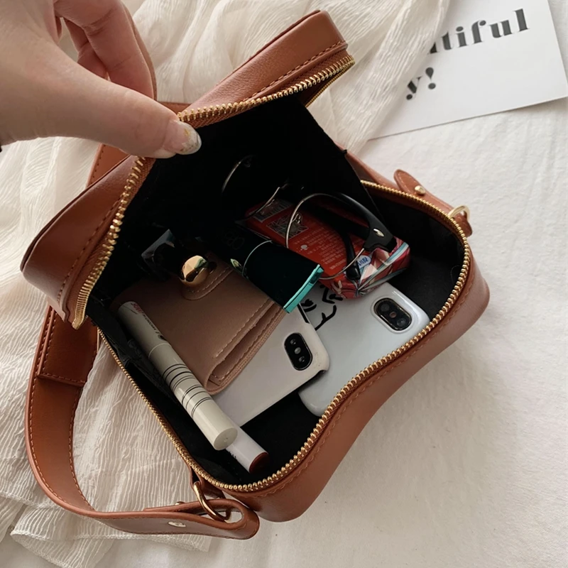 2023 New Fashion Shoulder Bag Toast Bread + Fried Egg Small Bag Women Wild Unique Niche Shoulder Messenger Crossbody Bag