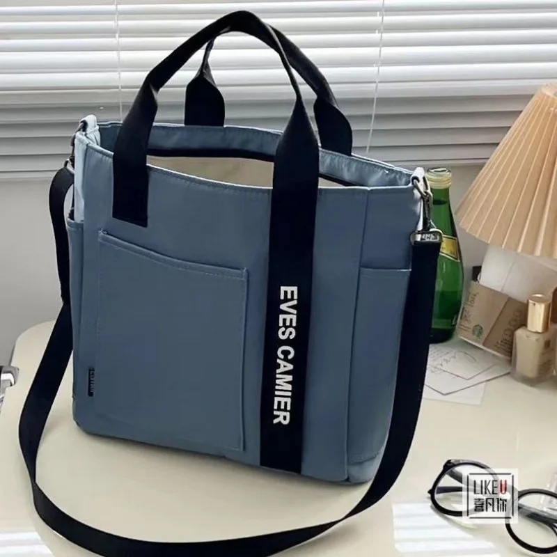 New waterproof and stylish tote canvas hand-held crossbody bag, versatile single shoulder hand-held bento lunch box bag - view 3