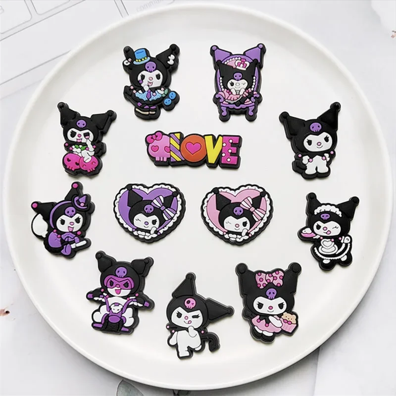 Sanrio ชุด Kuromi รองเท้า1-20ชิ้นเครื่องประดับ DIY aksesoris sepatu ตกแต่งสวนรองเท้าสายรัดข้อมือ Clog BUCKLE ของขวัญเด็ก