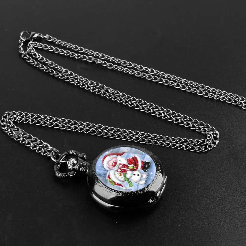 ساعة جيب كوارتز على شكل قبة زجاجية لعيد الميلاد سانتا ثلج مع سلسلة متينة ومينا أرقام عربية هدايا غير عادية للرجال والأطفال