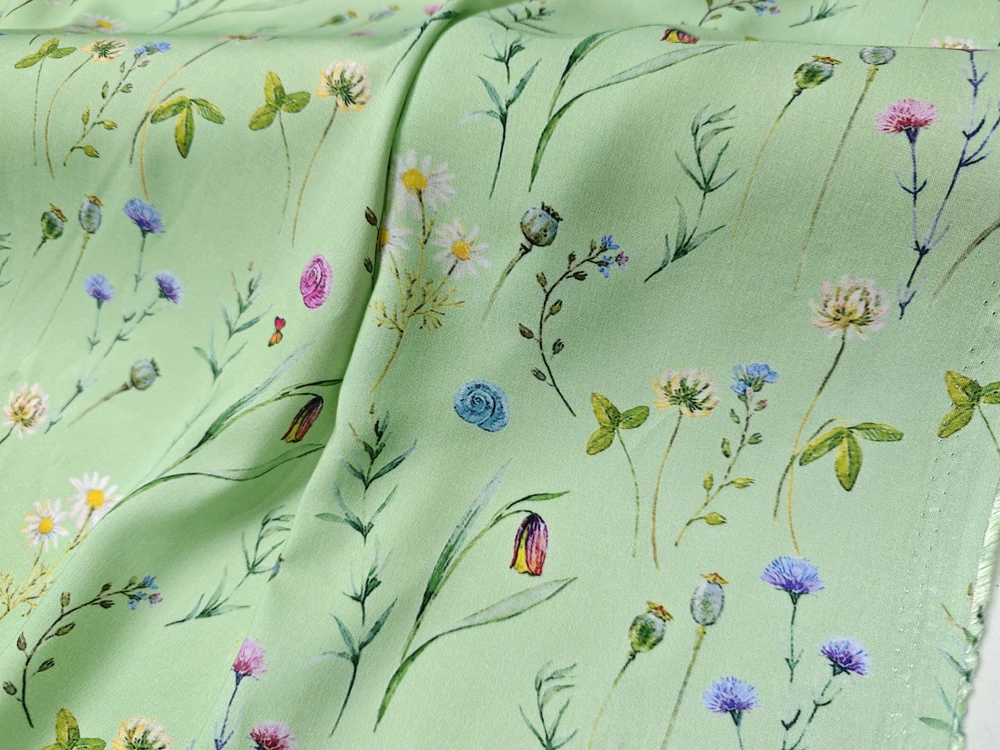 50cm*140cm Butterfly Print Baby Green Viscose Fabric Lightweight Soft For Evening Gown & Vacation Maxi Dress