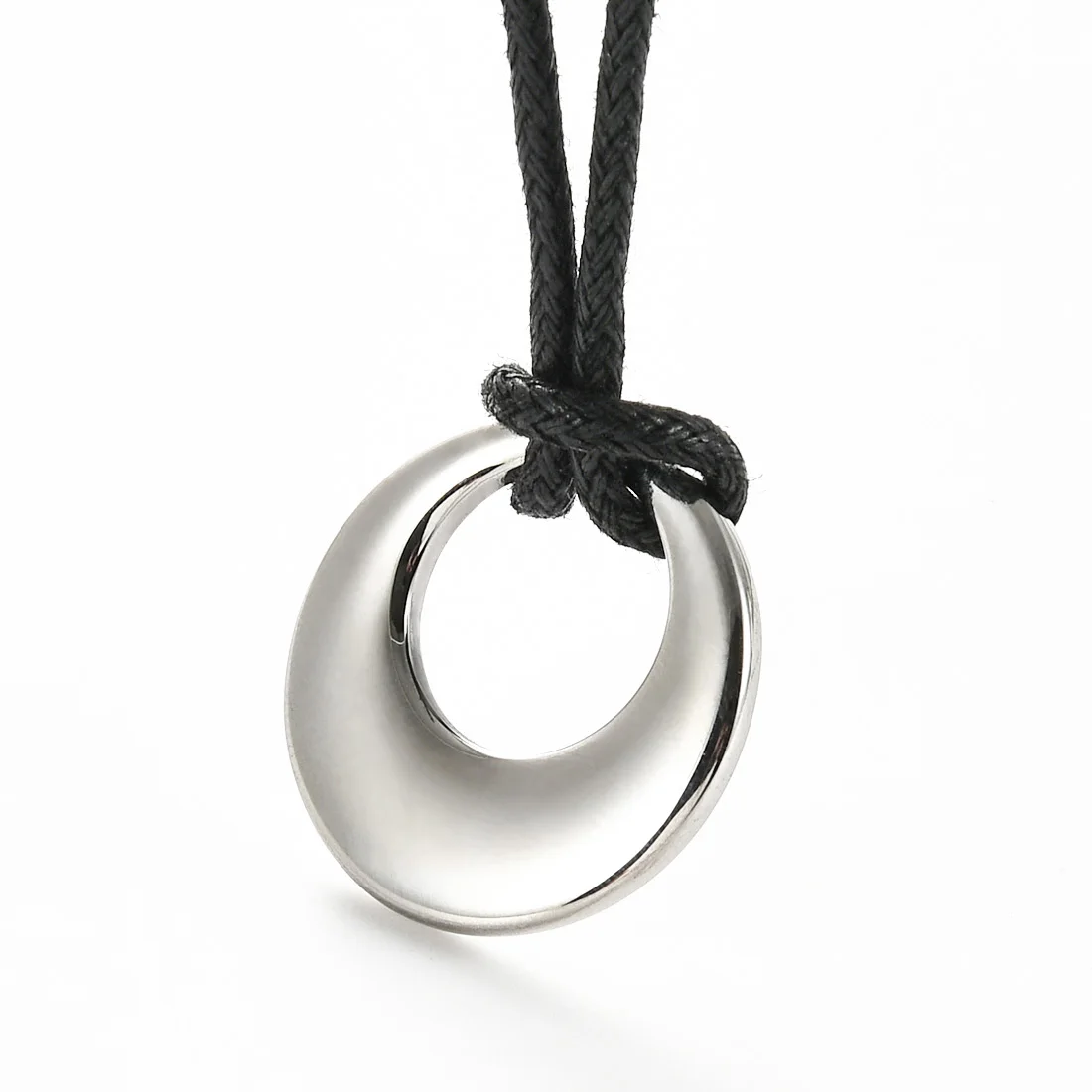 1Pc Stainless Steel Small Circle Hollow Out Pendants Necklace For Men Women With Black Rope Simple Trendy Jewelry Daily Gifts