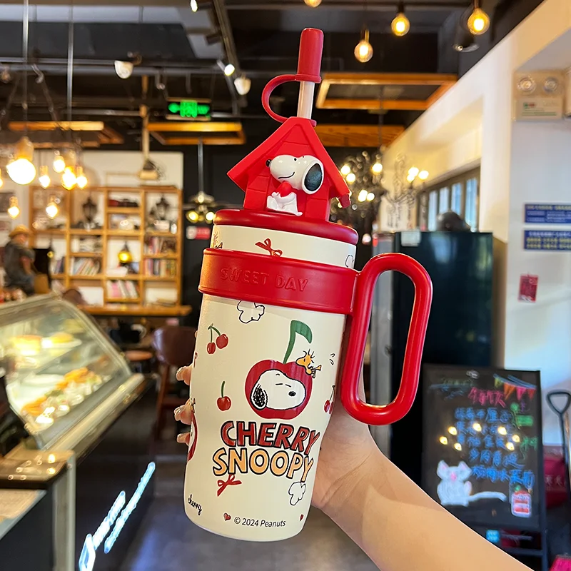 

Snoopy straw thermos cup for girls, high-value and large-capacity ice cup, new Big Mac water cup with tea compartment